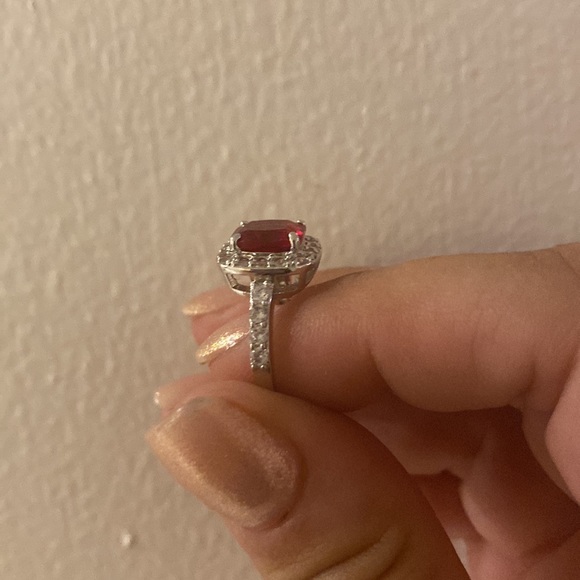 Ruby birthstone ring - Picture 2 of 3